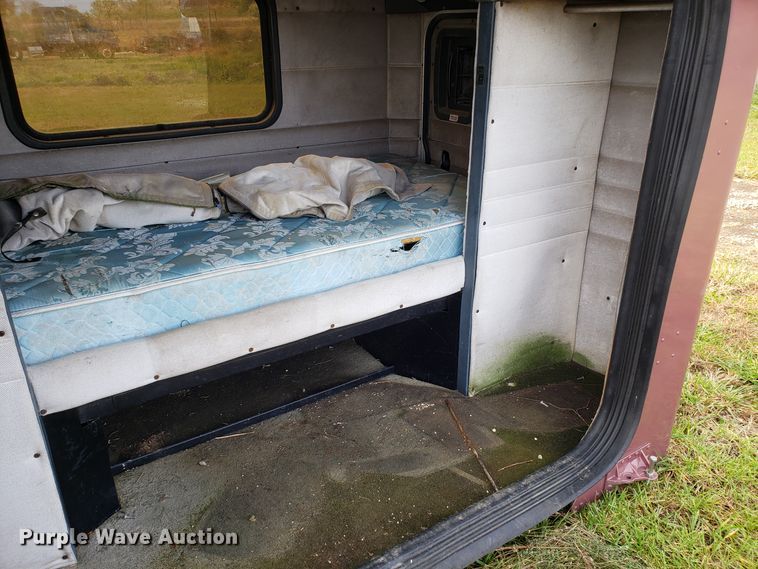 image for item DG8832 Unibilt sleeper