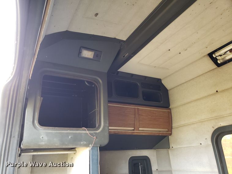 image for item DG8832 Unibilt sleeper