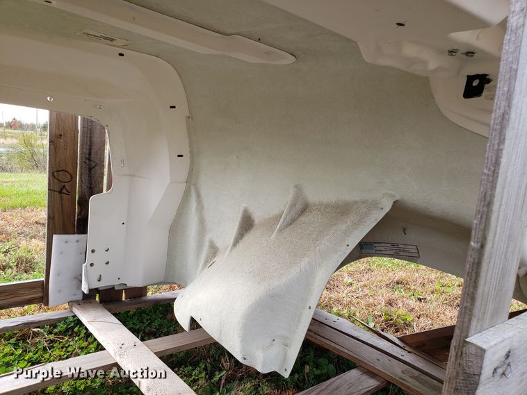 image for item DG8837 Ford F700 hood