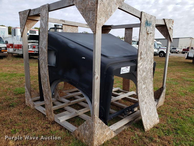 image for item DG8838 Freightliner Coronado hood