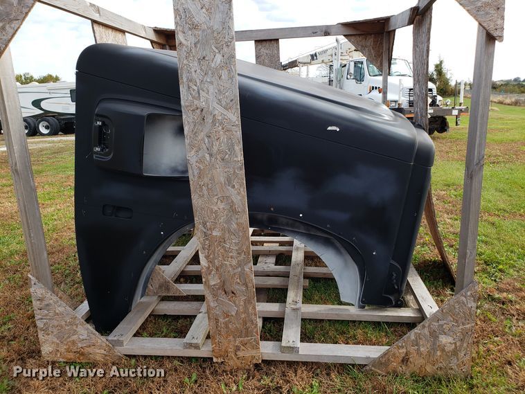 image for item DG8838 Freightliner Coronado hood