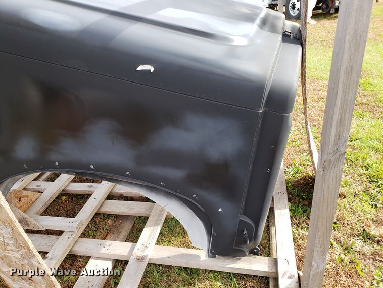 image for item DG8838 Freightliner Coronado hood