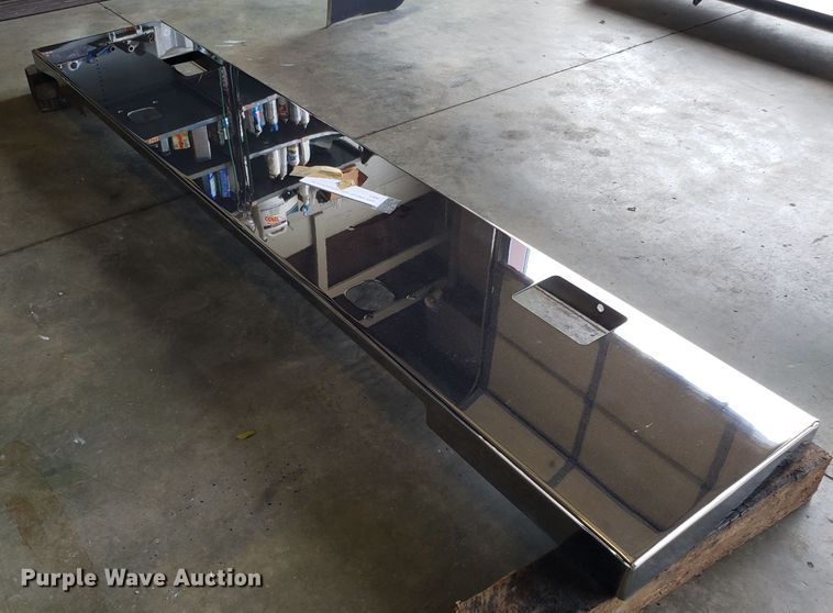 image for item DG8843 Kenworth W900 front bumper