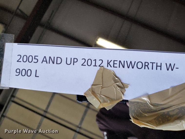 image for item DG8843 Kenworth W900 front bumper