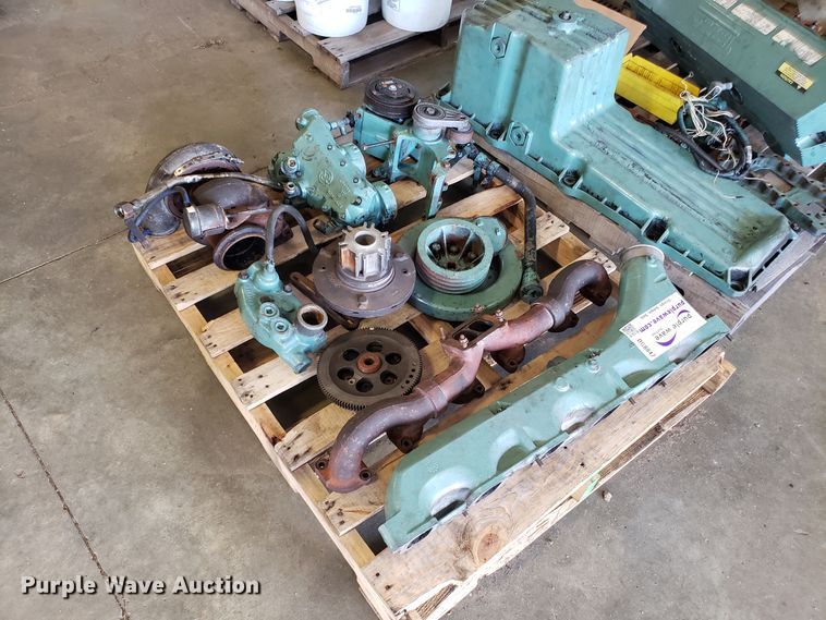 image for item DG8847 Detroit Diesel Series 60 12.6L six cylinder diesel engine parts