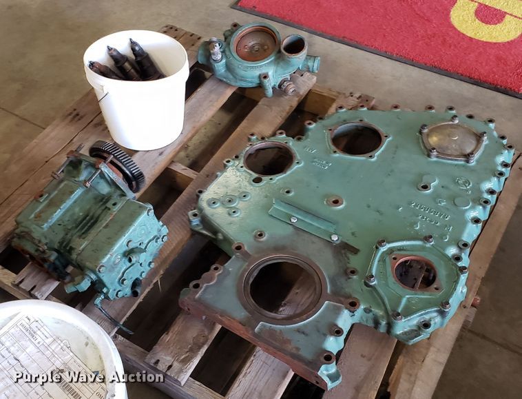 image for item DG8847 Detroit Diesel Series 60 12.6L six cylinder diesel engine parts