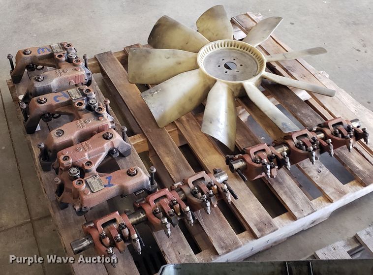 image for item DG8847 Detroit Diesel Series 60 12.6L six cylinder diesel engine parts