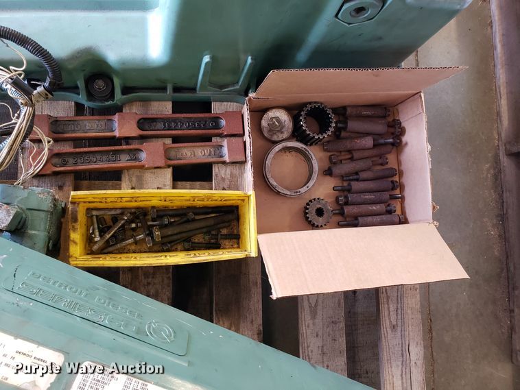 image for item DG8847 Detroit Diesel Series 60 12.6L six cylinder diesel engine parts