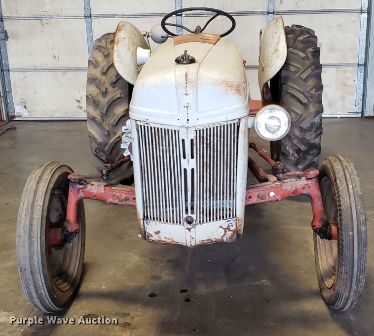 image for item DG8849 Ford 8N tractor