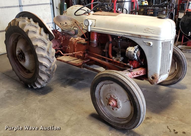image for item DG8849 Ford 8N tractor