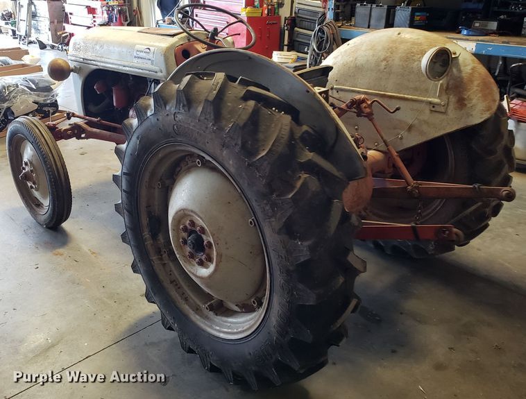 image for item DG8849 Ford 8N tractor