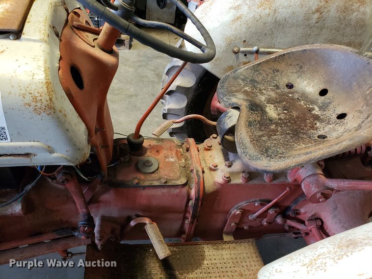 image for item DG8849 Ford 8N tractor