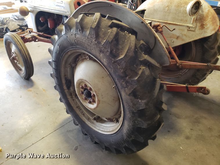 image for item DG8849 Ford 8N tractor