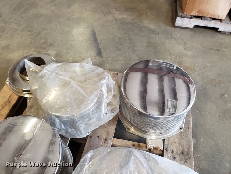 image for item DG8852 (4) air cleaner tops