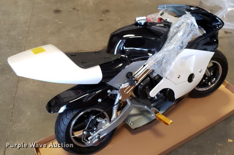 image for item DG8853 2018 C&C Toys pocket motorcycle