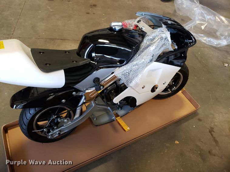 image for item DG8853 2018 C&C Toys pocket motorcycle