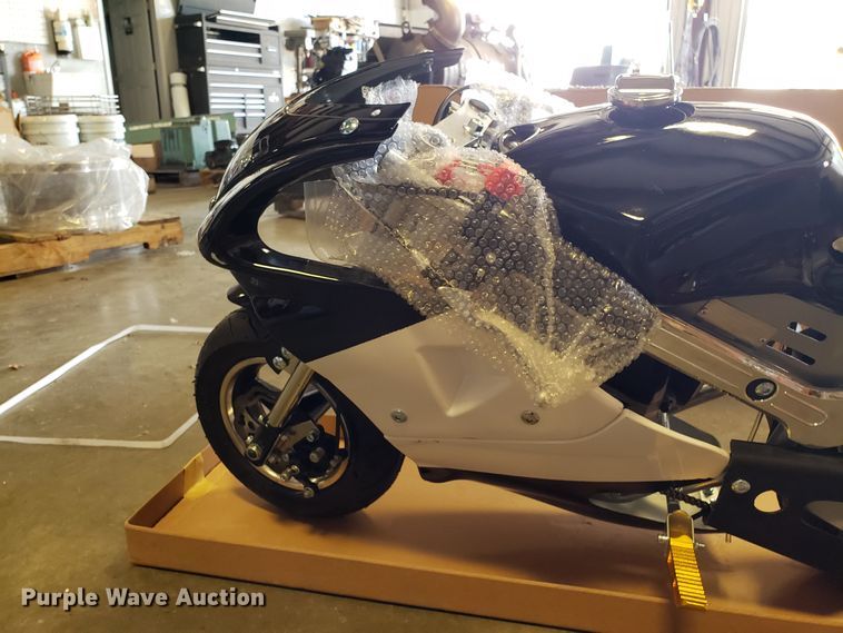 image for item DG8853 2018 C&C Toys pocket motorcycle