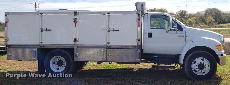 image for item DG8856 2008 Ford F650 Super Duty flatbed truck