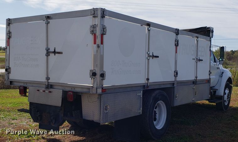 image for item DG8856 2008 Ford F650 Super Duty flatbed truck