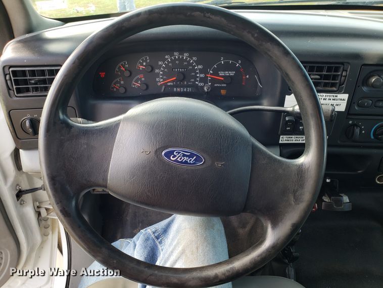 image for item DG8856 2008 Ford F650 Super Duty flatbed truck