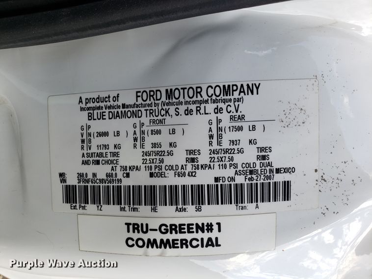 image for item DG8856 2008 Ford F650 Super Duty flatbed truck