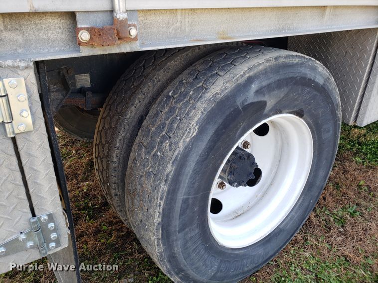 image for item DG8856 2008 Ford F650 Super Duty flatbed truck