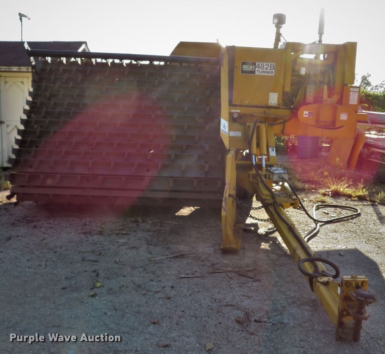 image for item DH1623 Scat 482B compost turner