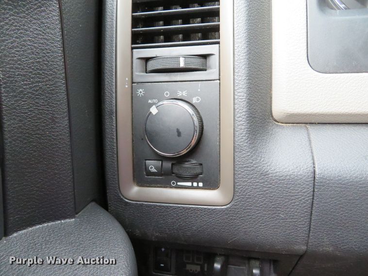 image for item DH1629 2012 Dodge Ram 2500HD Crew Cab pickup truck