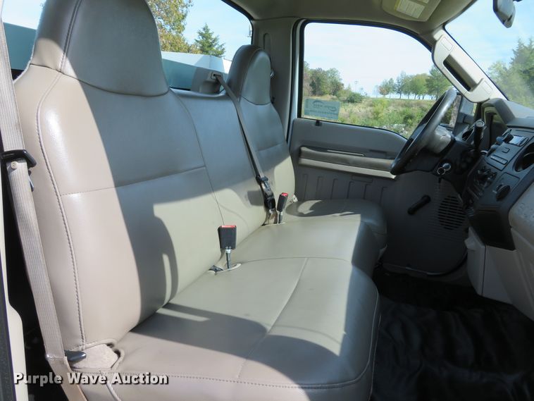 image for item DH1639 2008 Ford F550 Super Duty XL utility truck