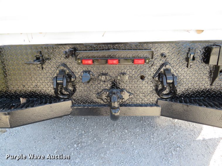 image for item DH1640 2002 Freightliner FL70 utility truck