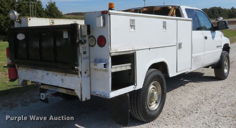 image for item DH1641 1998 Dodge Ram 2500 Club Cab utility bed pickup truck