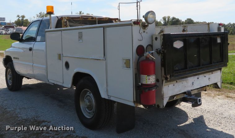 image for item DH1641 1998 Dodge Ram 2500 Club Cab utility bed pickup truck