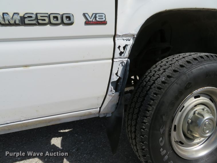 image for item DH1641 1998 Dodge Ram 2500 Club Cab utility bed pickup truck