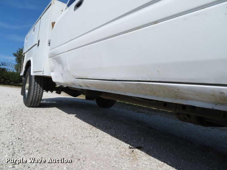 image for item DH1641 1998 Dodge Ram 2500 Club Cab utility bed pickup truck