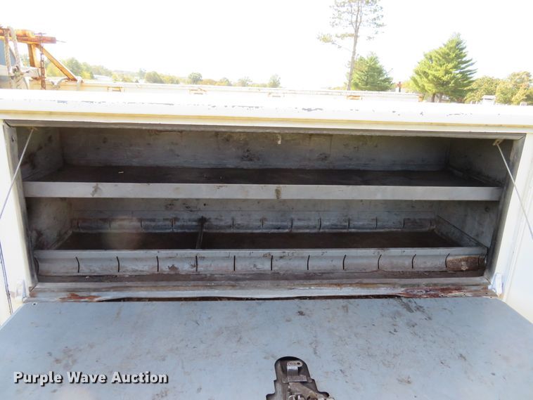 image for item DH1641 1998 Dodge Ram 2500 Club Cab utility bed pickup truck