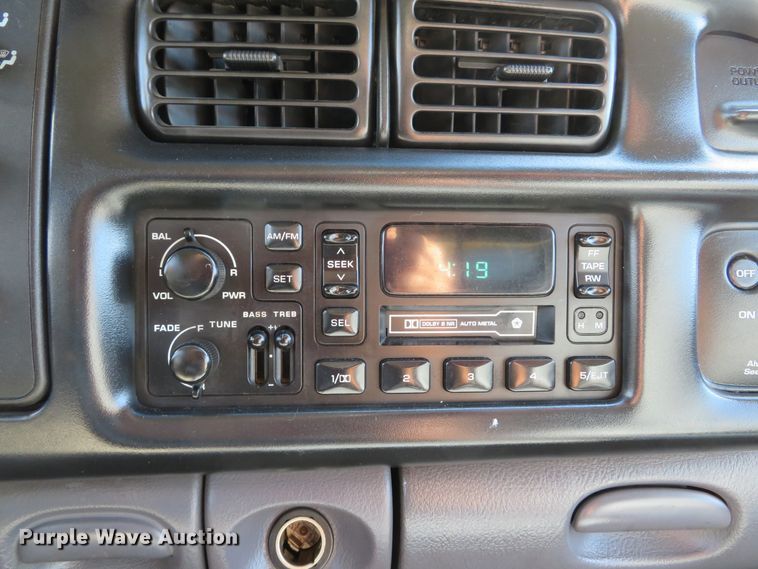 image for item DH1641 1998 Dodge Ram 2500 Club Cab utility bed pickup truck