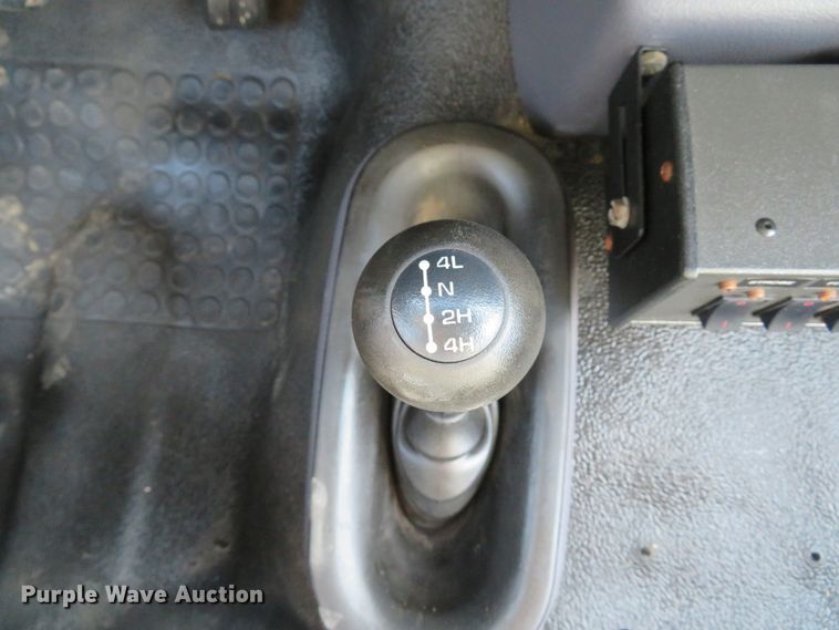 image for item DH1641 1998 Dodge Ram 2500 Club Cab utility bed pickup truck