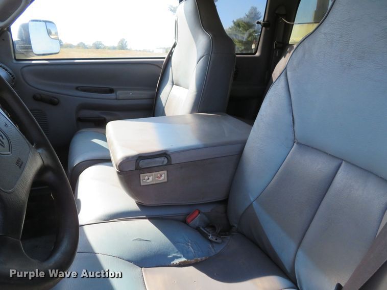 image for item DH1641 1998 Dodge Ram 2500 Club Cab utility bed pickup truck