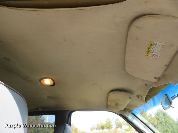 image for item DH1641 1998 Dodge Ram 2500 Club Cab utility bed pickup truck