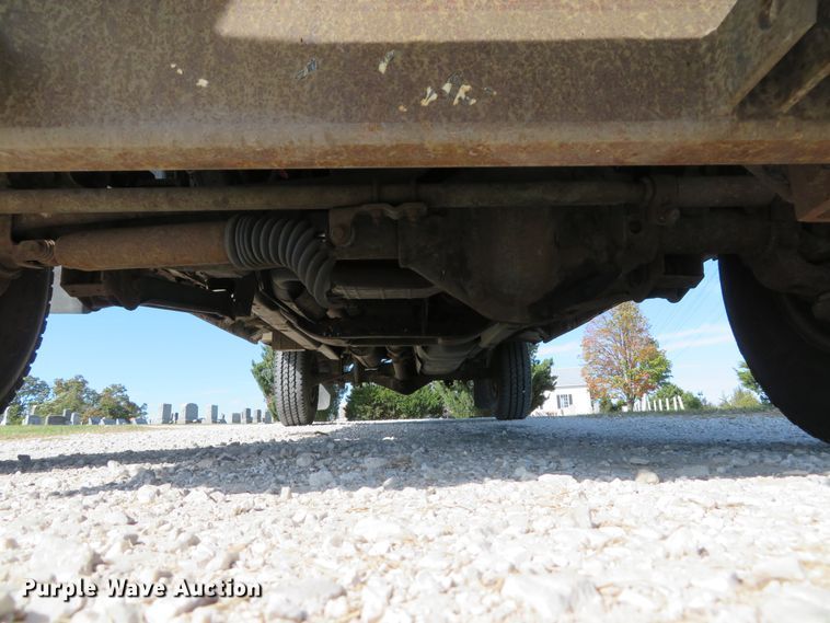 image for item DH1641 1998 Dodge Ram 2500 Club Cab utility bed pickup truck