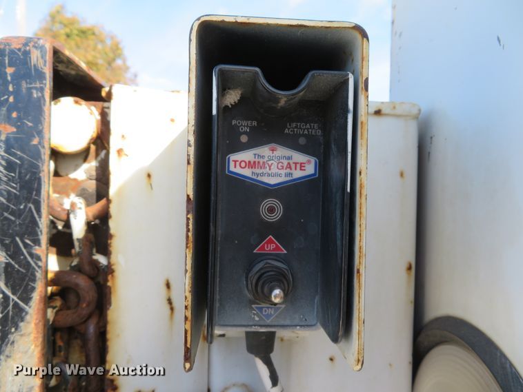 image for item DH1641 1998 Dodge Ram 2500 Club Cab utility bed pickup truck