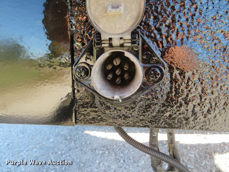 image for item DH1642 2003 Freightliner FL70 utility truck