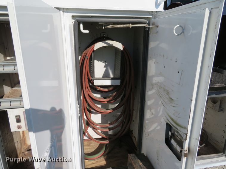 image for item DH1642 2003 Freightliner FL70 utility truck