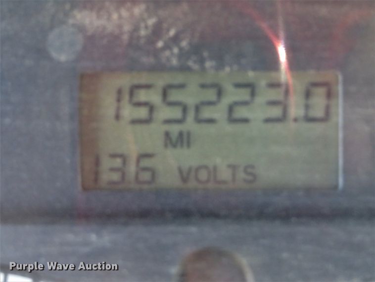 image for item DH1642 2003 Freightliner FL70 utility truck