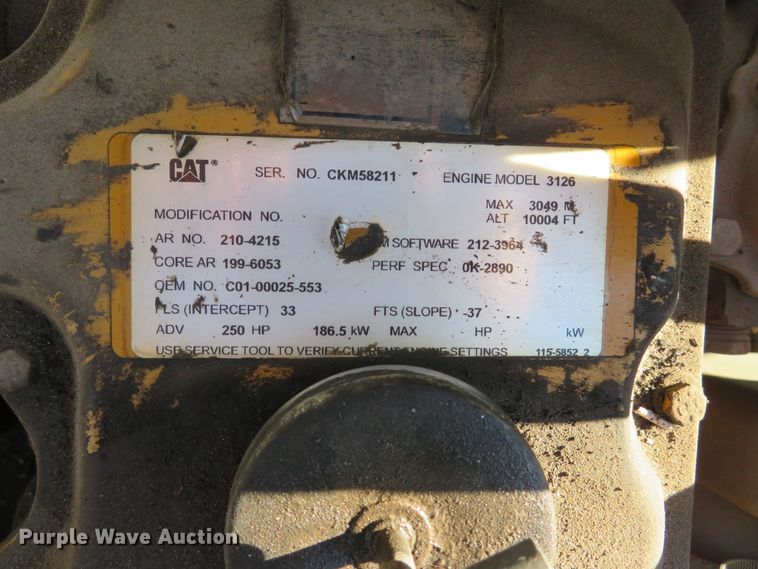 image for item DH1642 2003 Freightliner FL70 utility truck