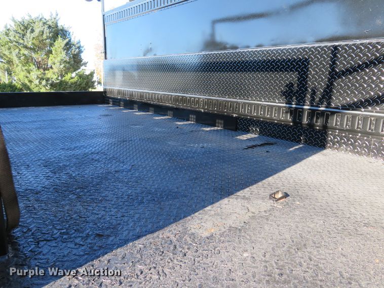 image for item DH1642 2003 Freightliner FL70 utility truck