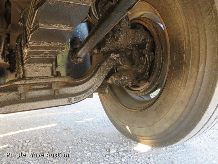 image for item DH1642 2003 Freightliner FL70 utility truck