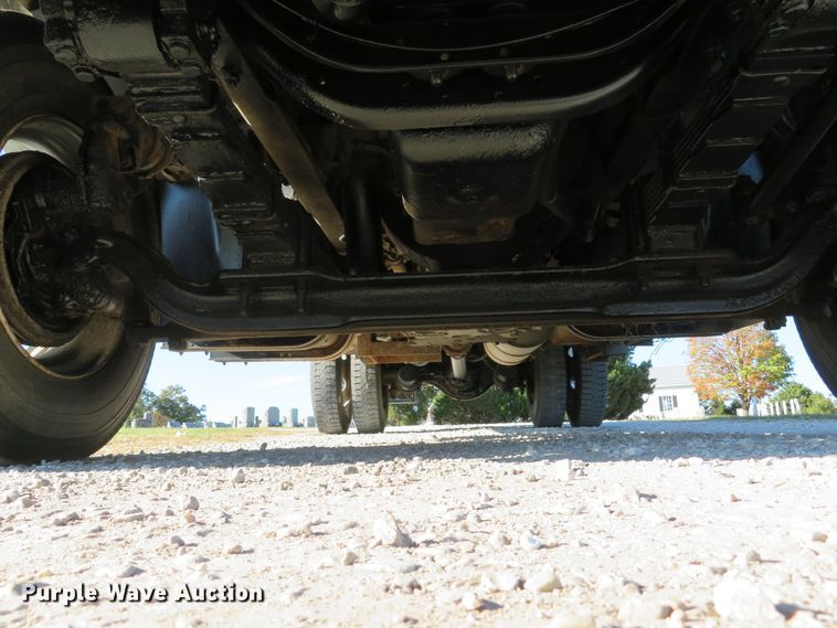 image for item DH1642 2003 Freightliner FL70 utility truck