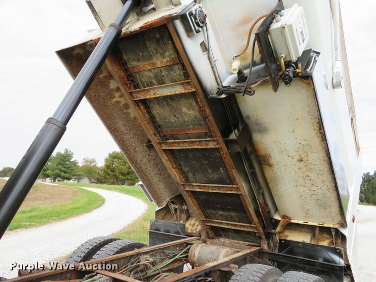 image for item DH1644 2008 GMC C8500 dump truck