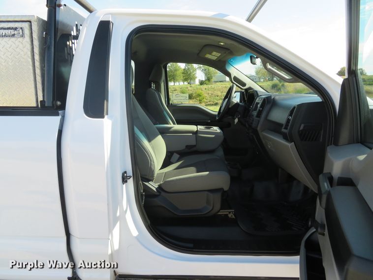 image for item DH1645 2015 Ford F150 XL pickup truck
